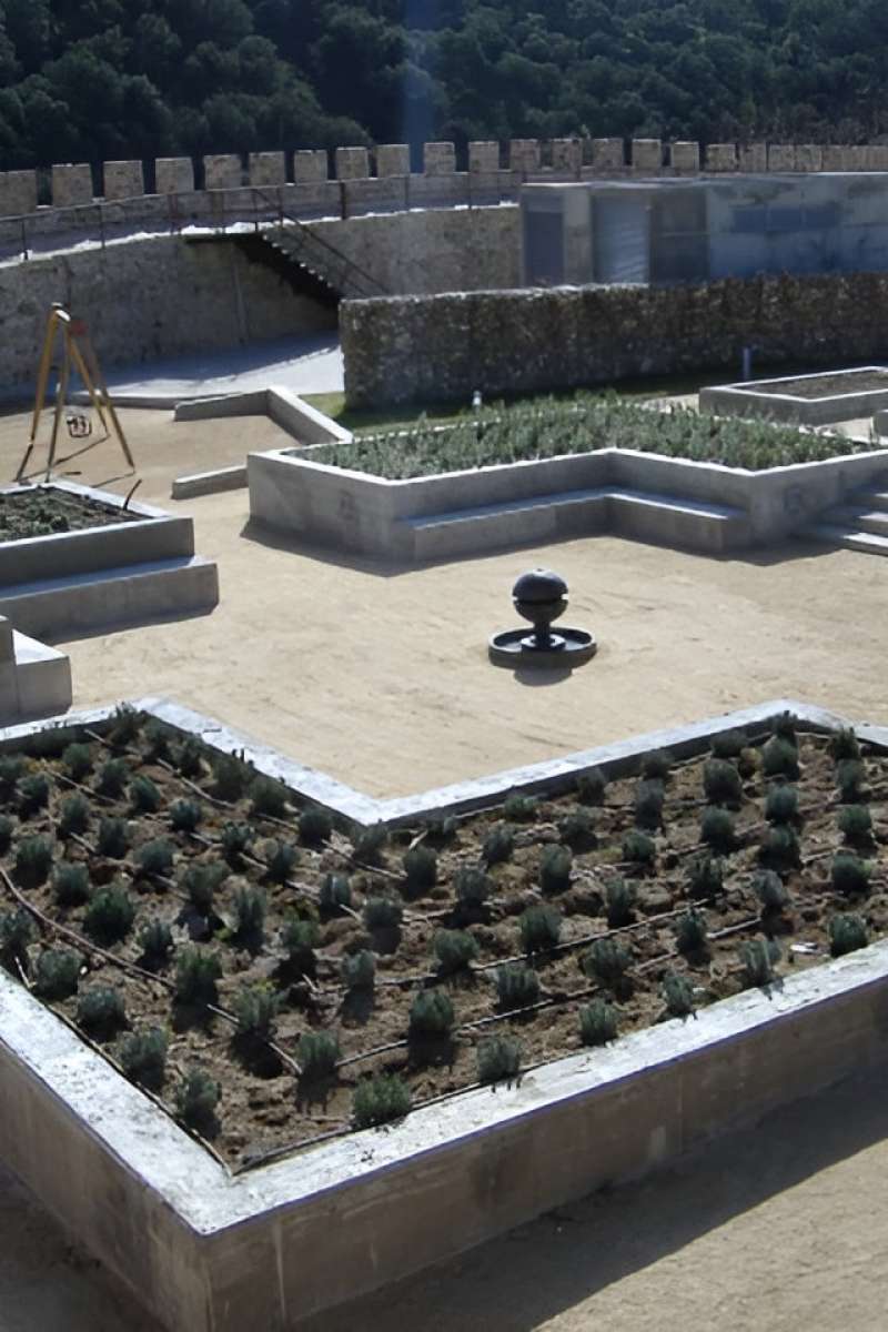 Jard�n Medieval. Buitrago del Lozoya. Madrid. - K�rkide | Proyectos de restauraci�n y rehabilitaci�n