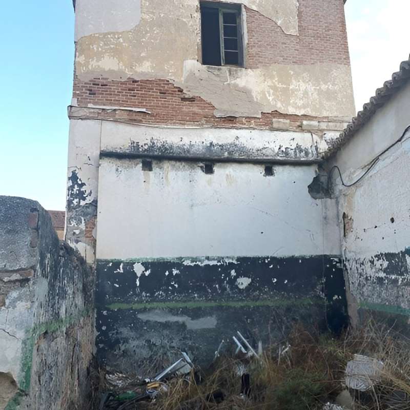Restauraci�n de paramentos de fachada y eliminaci�n de elementos a�adidos en el Antiguo Cuartel de Caballer�a (Sementales) en Alcal� de Henares (Madrid) - Rehabilitaci�n | Construcciones civiles - K�rkide | Proyectos de restauraci�n y rehabilitaci�n
