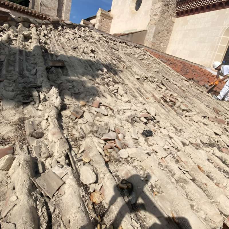 Rehabilitaci�n de cubiertas anexas a la Catedral de Alcal� de Henares (Madrid) - Rehabilitaci�n | Edificios Religiosos - K�rkide | Proyectos de restauraci�n y rehabilitaci�n