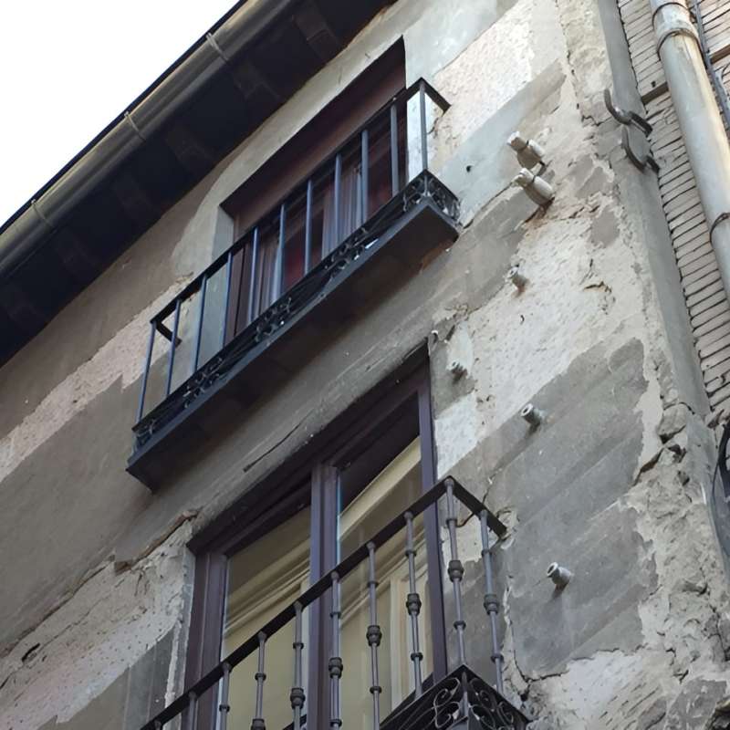 Restauraci�n de fachada en calle Barrio Rey. Toledo. - Rehabilitaci�n | Construcciones civiles - K�rkide | Proyectos de restauraci�n y rehabilitaci�n