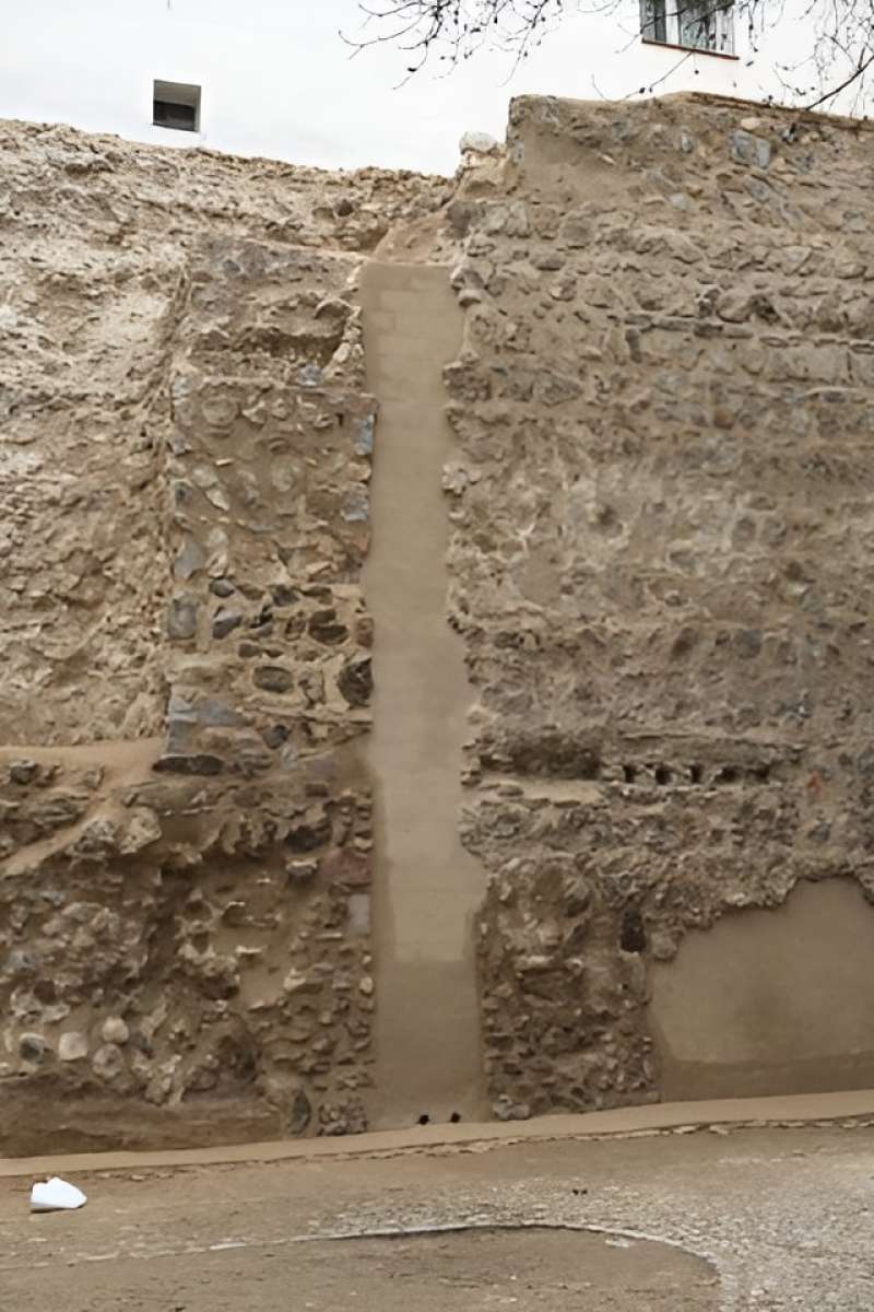Muralla Cristiana de Madrid. Tramo de la Calle Almendro. - K�rkide | Proyectos de restauraci�n y rehabilitaci�n