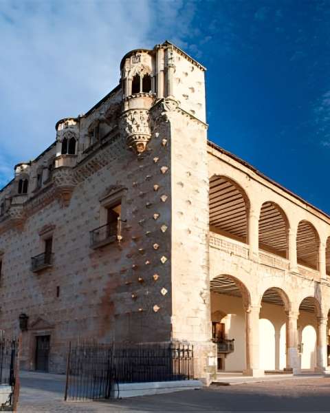 Cruj�a de la Galer�a de Poniente del Palacio del Infantado de Guadalajara | Rehabilitaci�n > Construcciones civiles | K�rkide | Proyectos de restauraci�n y rehabilitaci�n