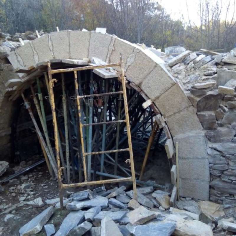 Restauraci�n del Puente Antiguo de Horcajo de la Sierra. Madrid. - Rehabilitaci�n | Construcciones civiles - K�rkide | Proyectos de restauraci�n y rehabilitaci�n