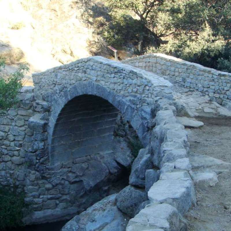 Puente del Pasadero. Navalagamella. Madrid. - Rehabilitaci�n | Construcciones civiles - K�rkide | Proyectos de restauraci�n y rehabilitaci�n