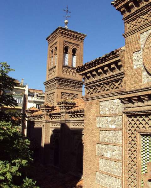 Iglesia de San Ferm�n de los Navarros. Madrid. | Rehabilitaci�n > Edificios Religiosos | K�rkide | Proyectos de restauraci�n y rehabilitaci�n