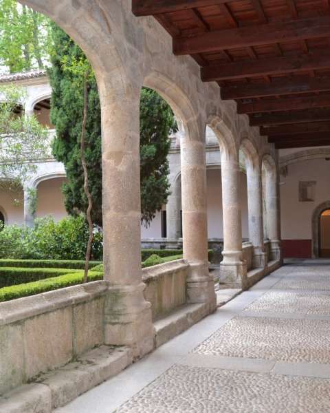Monasterio de San Jer�nimo. Cuacos de Yuste. C�ceres. | Rehabilitaci�n > Edificios Religiosos | K�rkide | Proyectos de restauraci�n y rehabilitaci�n
