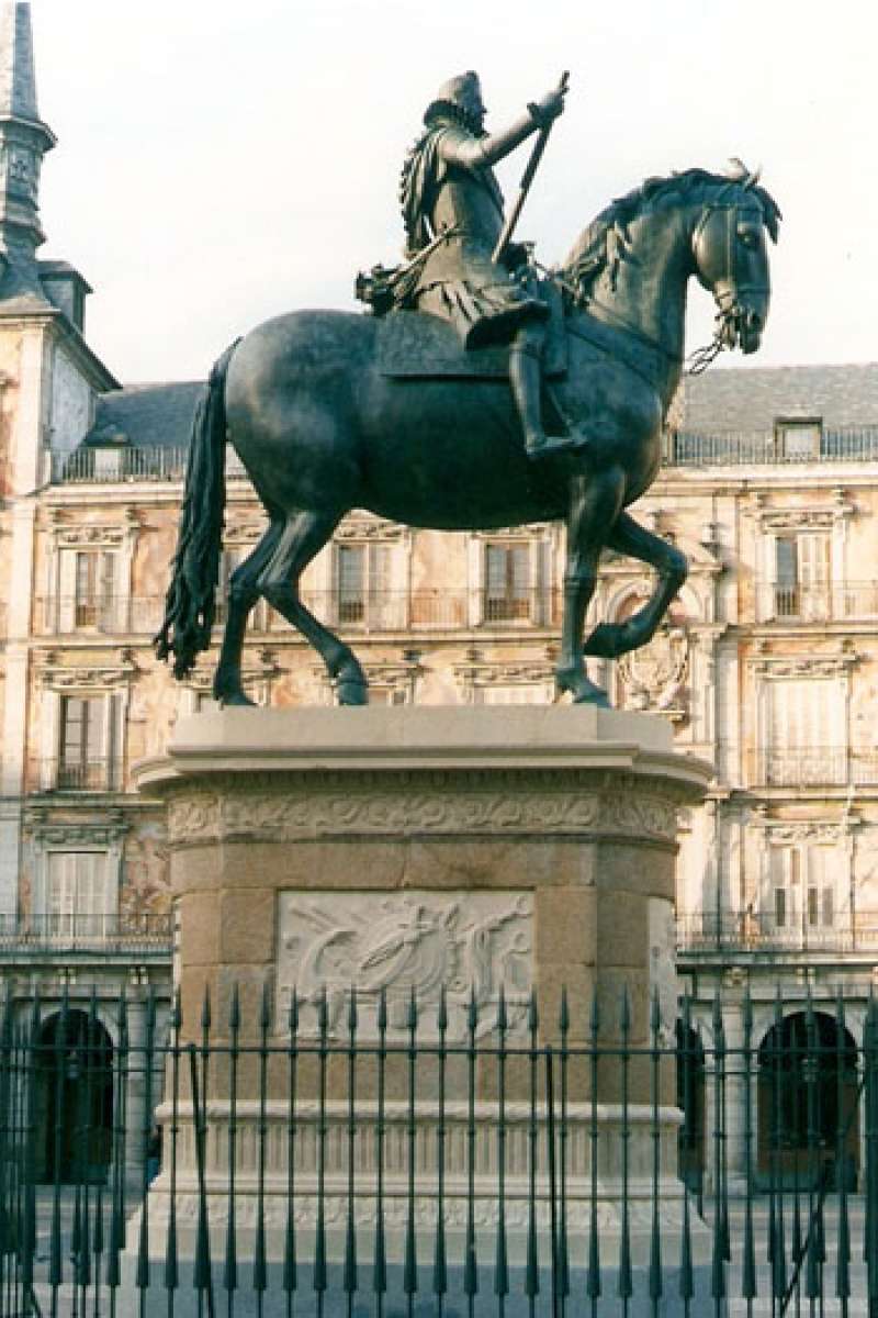Monumento a Felipe III. Plaza Mayor. Madrid. - K�rkide | Proyectos de restauraci�n y rehabilitaci�n