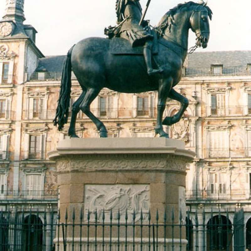 Monumento a Felipe III. Plaza Mayor. Madrid. - K�rkide | Proyectos de restauraci�n y rehabilitaci�n