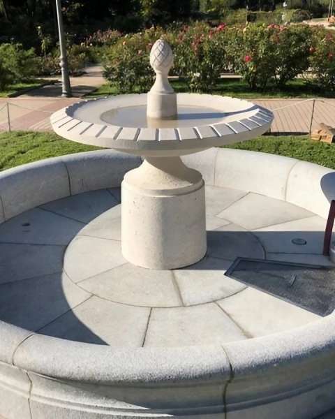 Restauraci�n y reposici�n en Rosaleda del Parque del Oeste | Restauraci�n > Monumentos | K�rkide | Proyectos de restauraci�n y rehabilitaci�n