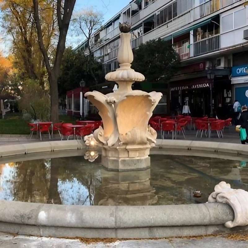 Fuentes gemelas del Paseo de Federico Garc�a Lorca en Villa de Vallecas - K�rkide | Proyectos de restauraci�n y rehabilitaci�n