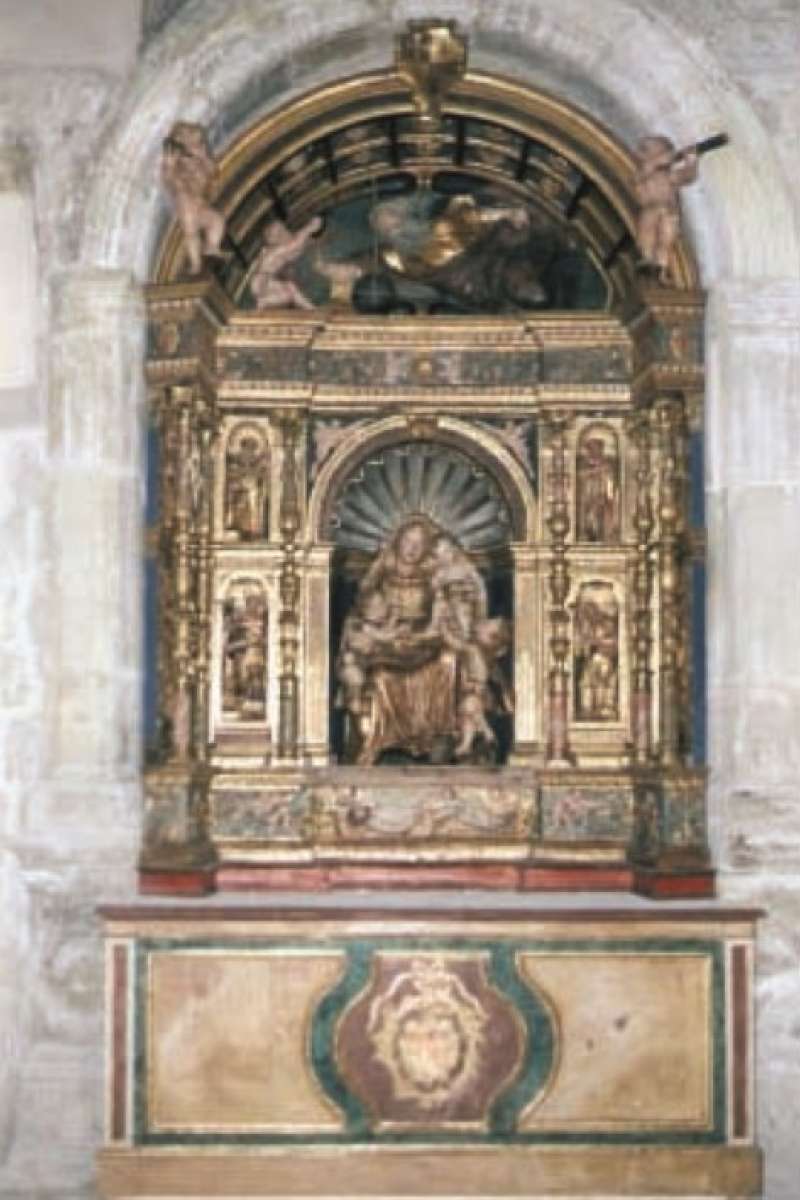 Retablo de la Virgen de la Capilla de los Mu�oz - K�rkide | Proyectos de restauraci�n y rehabilitaci�n